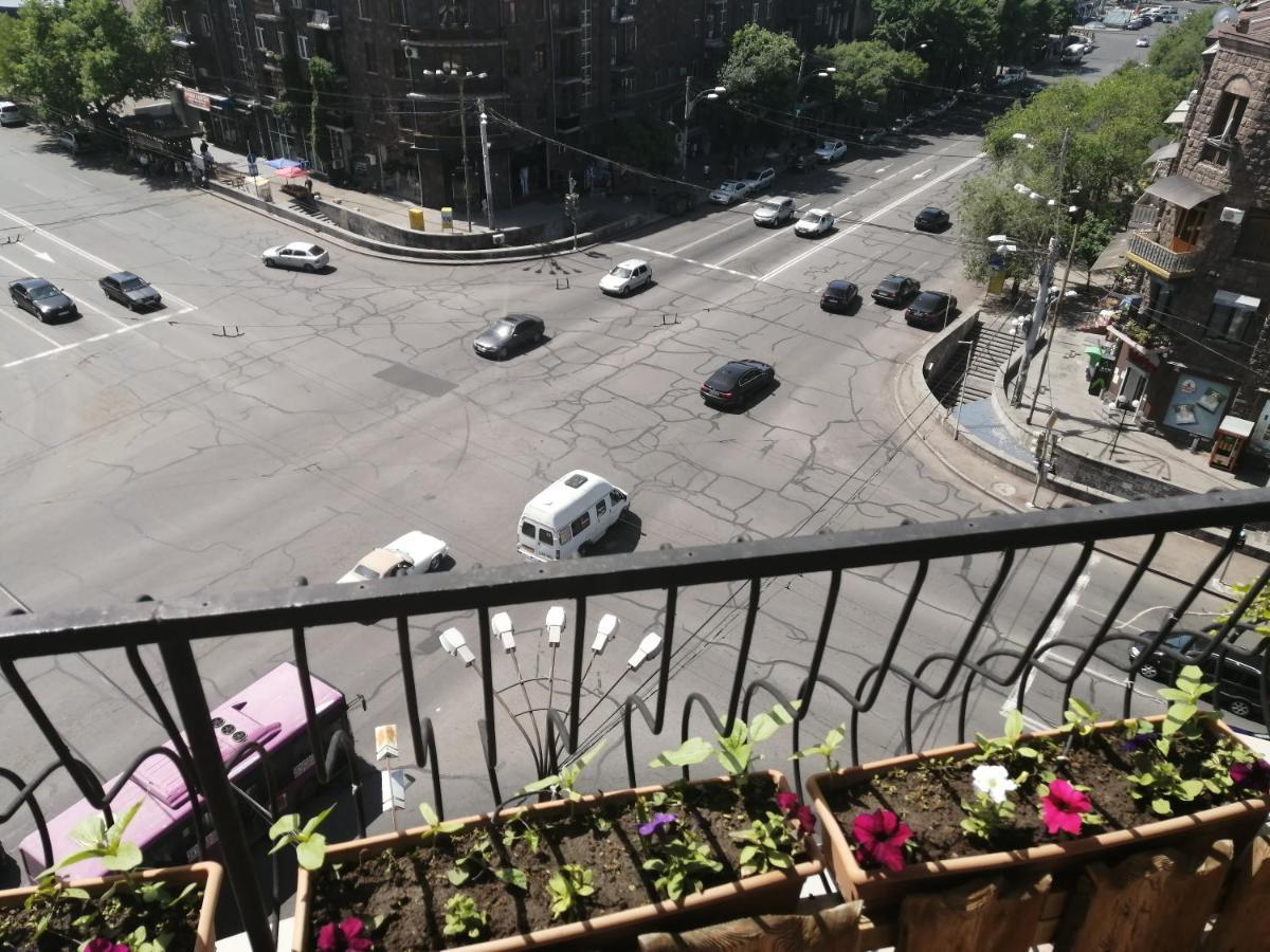 Yerevan-Sky With Terrace المظهر الخارجي الصورة