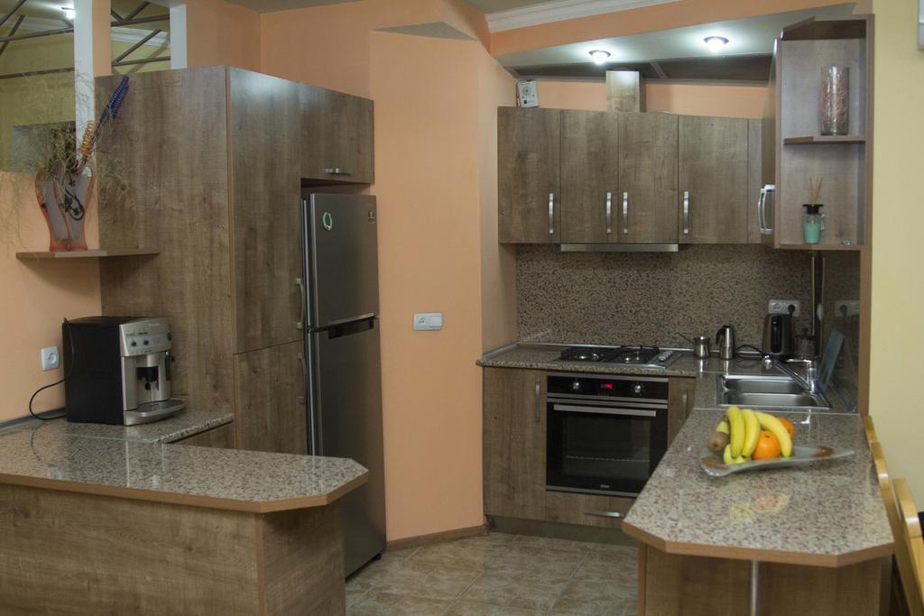 Yerevan-Sky With Terrace المظهر الخارجي الصورة